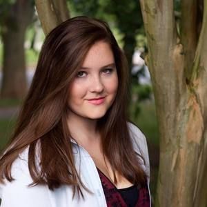 Meet your Posher, Maeve